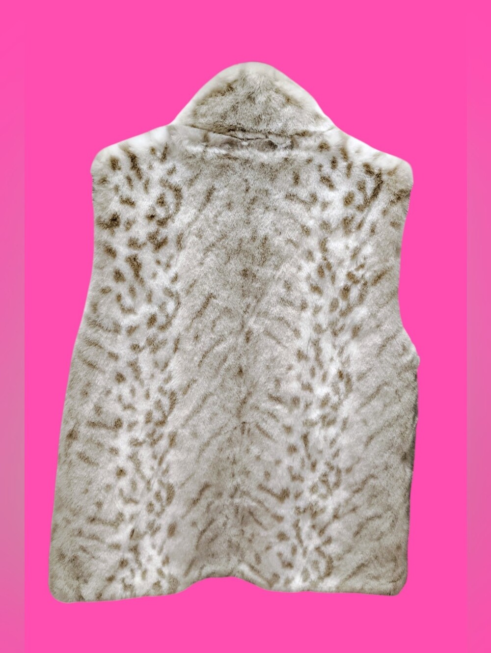 🤍*Leopard Snow-Print *GALLERY* Super Soft Faux Fur Vest🤍 - Picture 2 of 2